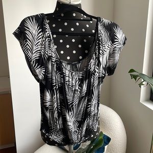 Forever 21 Black and White Palm Tree Print Top